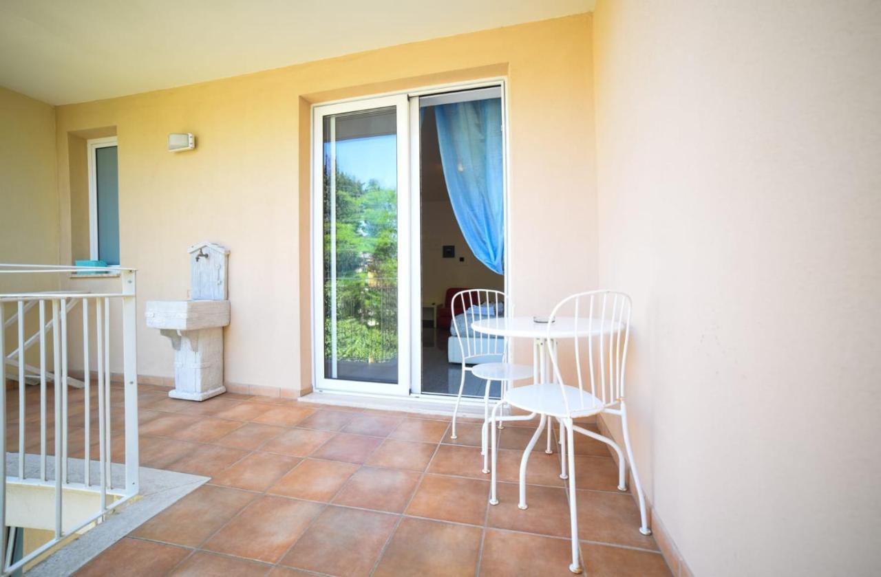 Apartamento Il Cortile Delle Esperidi Lecce Exterior foto